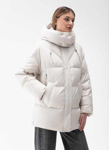 Женский пуховик с капюшоном 