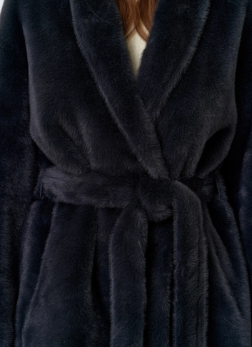 Женская шуба из эко меха с воротником шаль