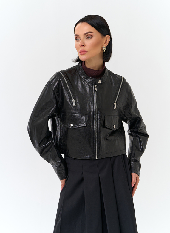 Куртка из натуральной кожи с декоративными молниями