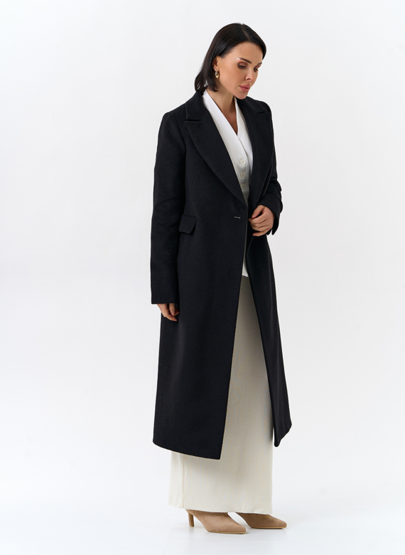 Женское пальто с поясом