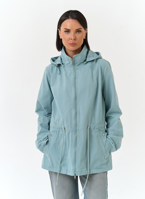 Женская ветровка с капюшоном