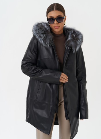 Утепленное полупальто из натуральной кожи с капюшоном 