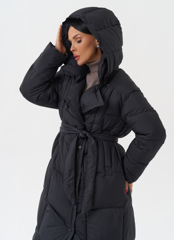 Женский пуховик с капюшоном 