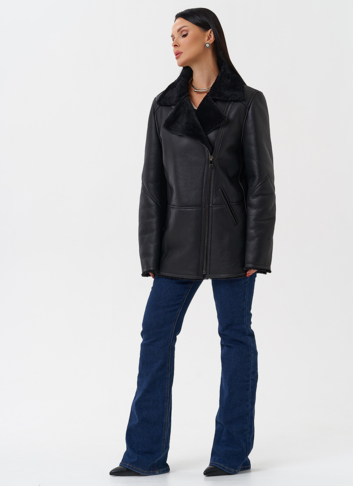 Женская дубленка черного цвета 