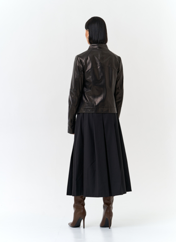 Женская куртка из натуральной кожи