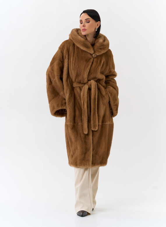 Шуба из меха норки с капюшоном