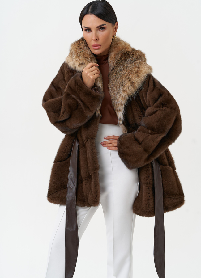 Женская шуба из меха норки с капюшоном из меха рыси модель № 31167 универмаг малина