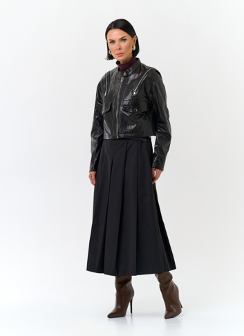 Куртка из натуральной кожи с декоративными молниями