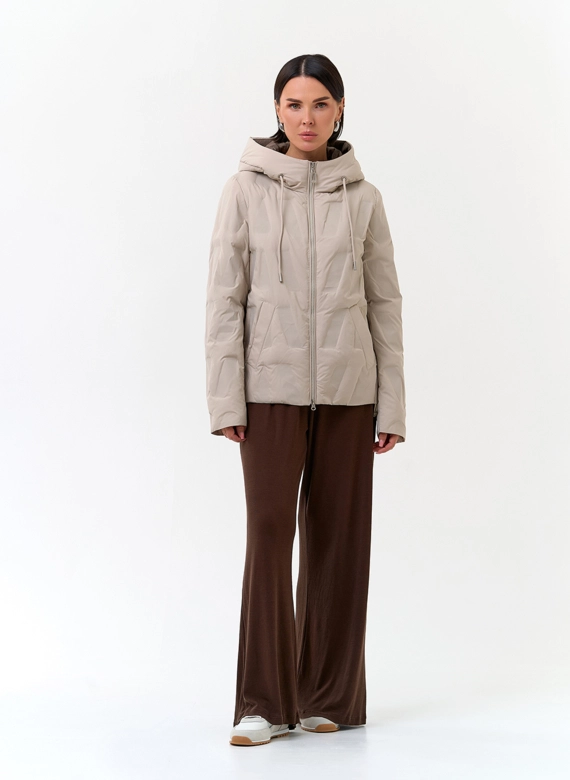 Женская куртка с капюшоном