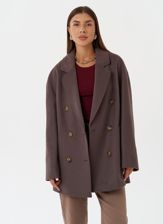 Укороченное двубортное пальто